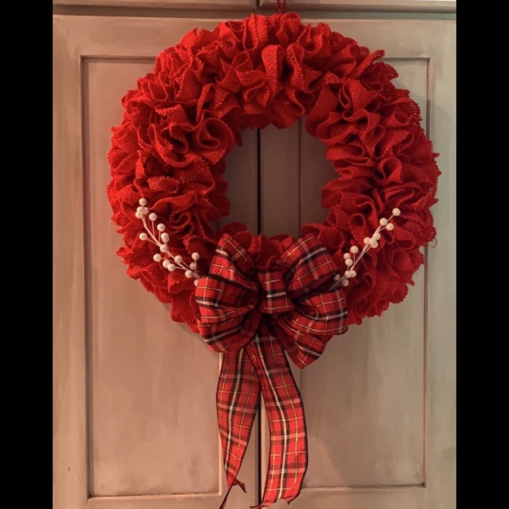 Beautiful burlap handmade wreaths